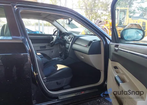 2006 Chrysler 300C Srt8 z USA, uszkodzony, nr VIN 2C3LA73W86H106336